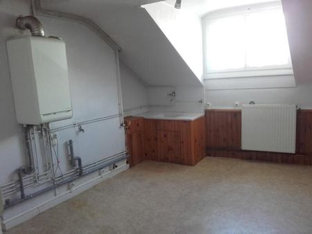 : Appartement 53.0 m² à SAINT ETIENNE - Photo 2