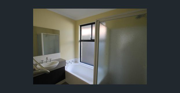 CALL ME HOME - Photo 1