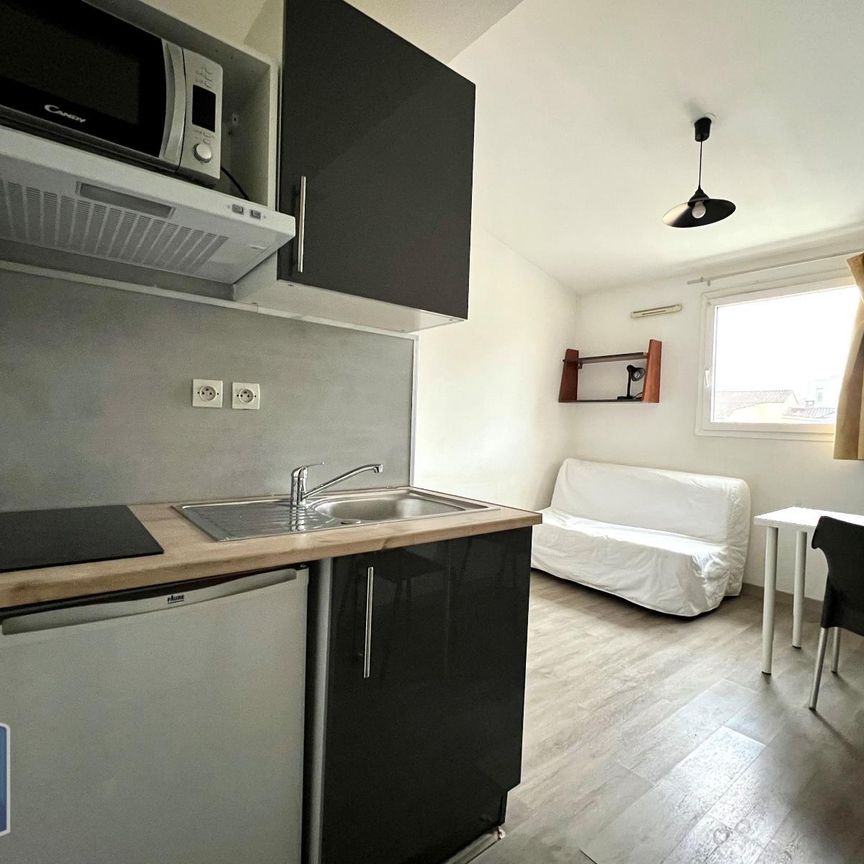 Location Appartement 1 pièce 18m² AVIGNON 84000 - Photo 1