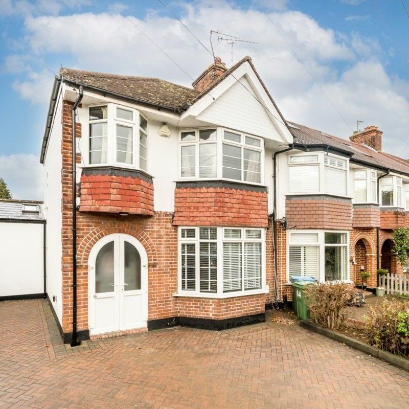 Heathfield North, Twickenham, TW2 - Photo 1