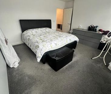 3 bedroom detached house to rent - Photo 5