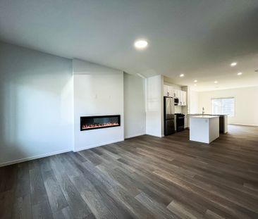 Special Incentive. Brand New 3 Bed + Den Upper Floor | 1727 Sq Ft |... - Photo 2