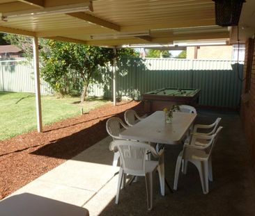 Spacious 3-Bedroom Home in Prime Doonside Location - Photo 6