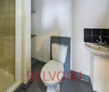 Flat to rent on - Photo 3