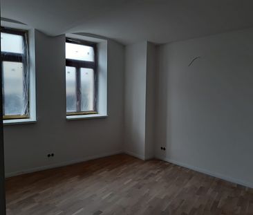 - 3 - Raumwohnung, Hochwertig sanierter Altbau! - Photo 2