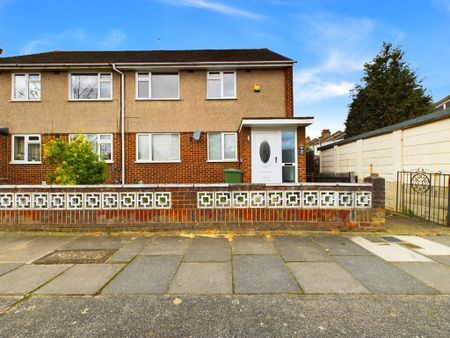 2 bedroom maisonette to rent - Photo 3