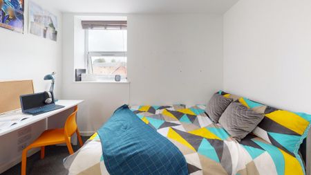 7 bedroom flat to rent - Photo 5