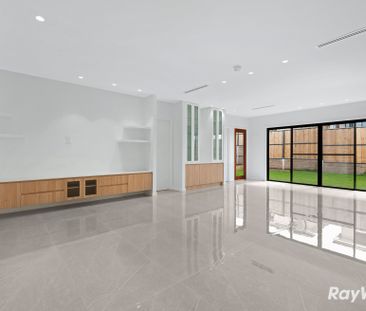 Custom Built Home With Quality Inclusions - Photo 6