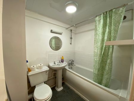 1 Bed Flat, The Peninsula Building, M7 - Photo 4