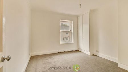 2 bedroom terraced house to rent - Photo 2