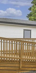 Lovely Brand New Family Home Otara with Cabin - Photo 3