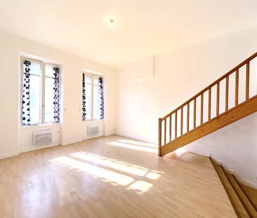 A LOUER APPARTEMENT 2 PIÈCES AVEC MEZZANINE- CAVIGNAC CENTRE - Photo 4