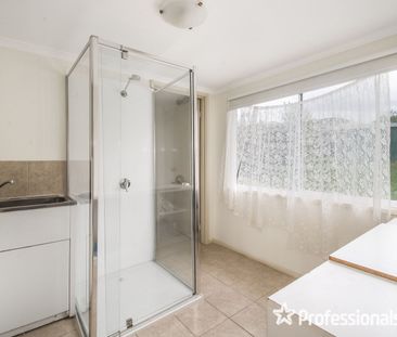 27 Yarran Grove, Bayswater VIC 3153 - Photo 6