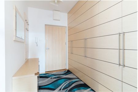 Przestronny apartament na Bemowie - Zdjęcie 4