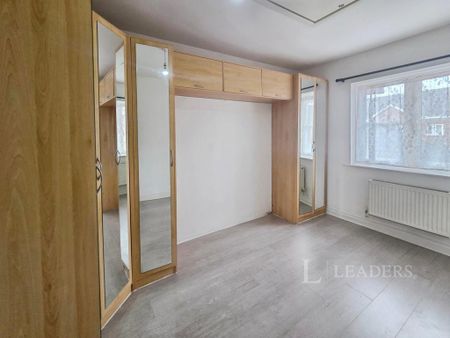5 bedroom terraced house to rent - Photo 5