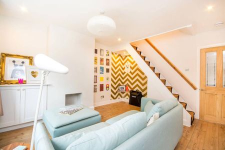 1 bedroom end of terrace house to rent - Photo 2