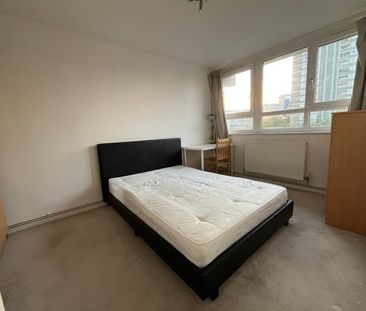 Room in a Shared Flat, Badric Court, SW11 - Photo 2