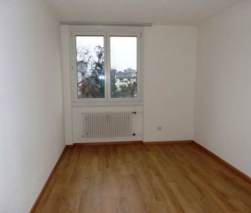 Living in an idyllic location - Photo 2