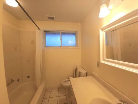 For Lease - 25 Beverly Road, Brantford, Ontario - Photo 4