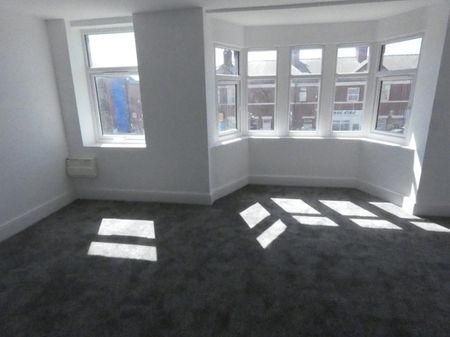 Talbot Road Flat 2 - Photo 3