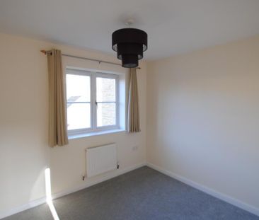 3 bedroom terraced house to rent - Photo 4