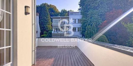 Woning te huur in Ukkel voor € 4.250 met 4 slaapkamers - Foto 4