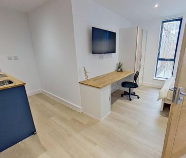 Studio to rent - Photo 1