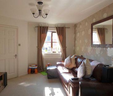 3 bedroom end of terrace house to rent - Photo 1