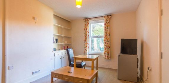 Wilton Road, SALISBURY - Photo 2