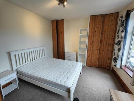 4 bedroom house share to rent - Photo 4