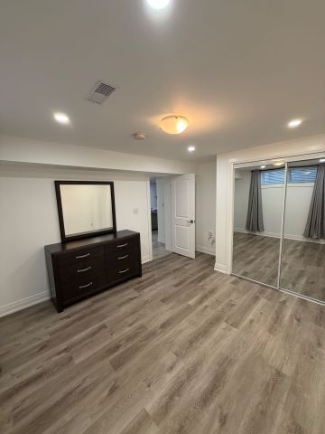 For Lease - 19 Greencoat Road, Toronto, Ontario - Photo 3