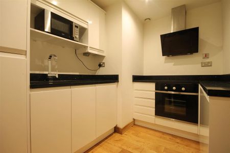 2 bedroom apartment to rent - Photo 5