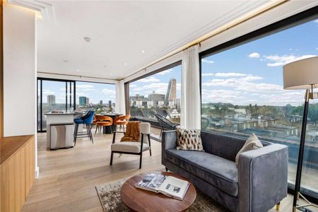 A superb two bedroom penthouse with balcony - Photo 3