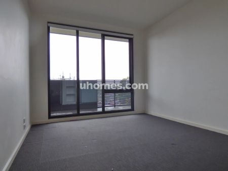 3Bedrooms, 2Bathrooms - Photo 3