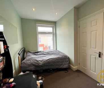 5 bedroom terraced house to rent - Photo 2