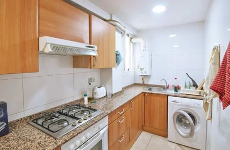 Carrer del Poeta Mas y Ros, Valencia, Valencian Community 46022 - Photo 5