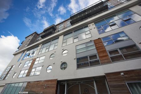 1 bedroom flat to rent - Photo 3