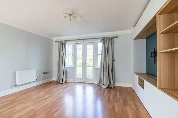 Available unfurnished from 31/12/2025 - Photo 1