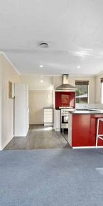 Kekeno Grove, Tirohanga - Photo 4