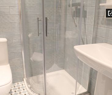 Room in shared apartment for rent in Inns Quay, Dublin - Photo 2