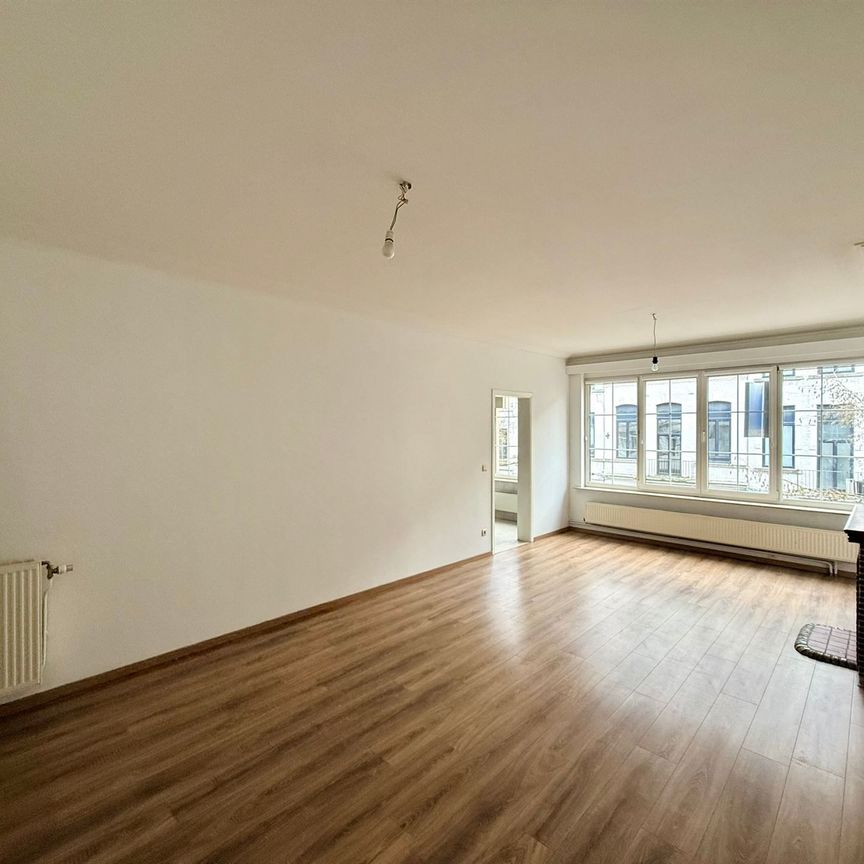 Lichtrijk 2 slpk-appartement op het Zuid! - Photo 1