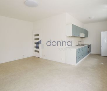 Apartment for rent, 1+KK - Studio, 36m - Photo 2