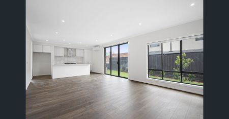 Sophisticated Living in Glen Iris - Photo 2