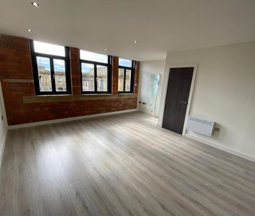 2 bedroom flat to rent - Photo 3