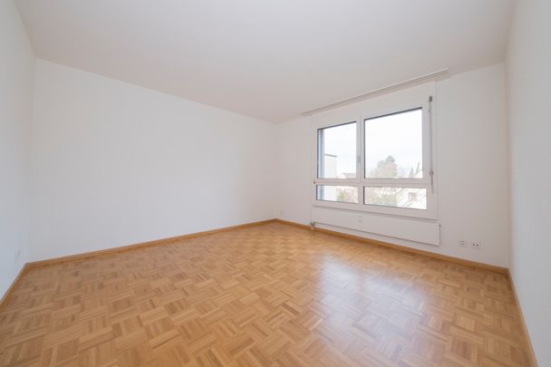 Schöne 4.5-Zimmerwohnung an zentraler Lage - Foto 1