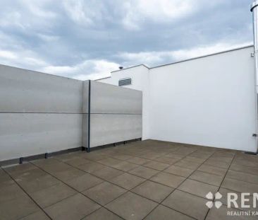 Pronájem bytu 1+kk (32 m - Photo 6