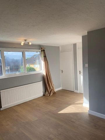 2 bedroom end of terrace house to rent - Photo 5