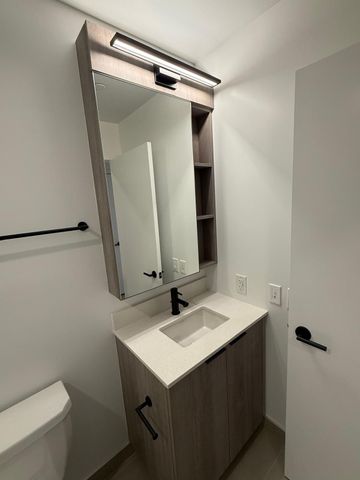 For Lease - 2495 Eglinton Avenue Unit# 1802, Mississauga, Ontario - Photo 3