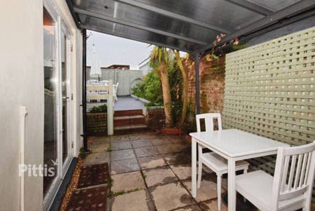 5 bedroom terraced house to rent - Photo 2