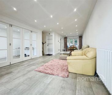 3 bedroom terraced house to rent - Photo 3